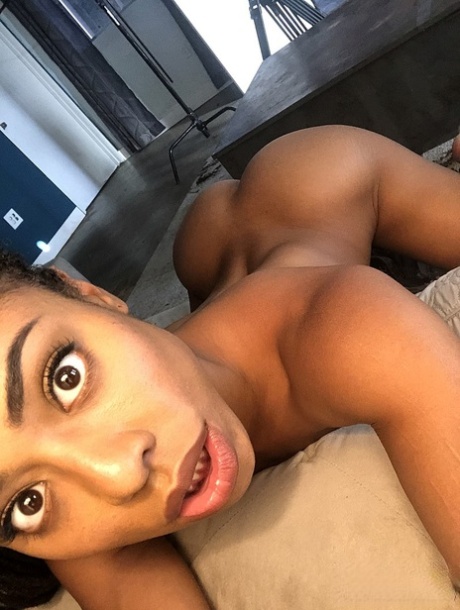 Kira Noir pornografisk skuespillerinne foton